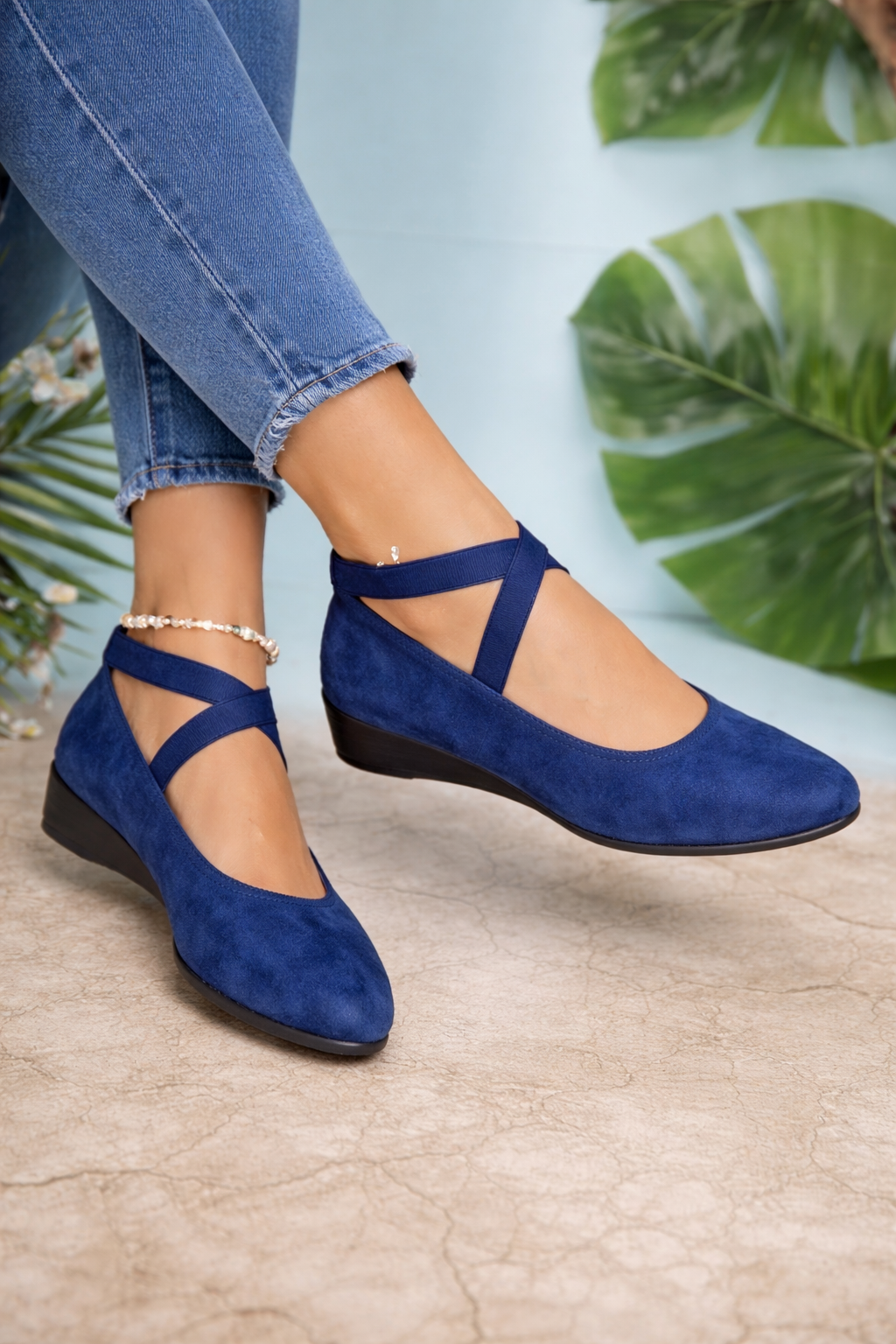 Classic Comfort Wedge Shoes