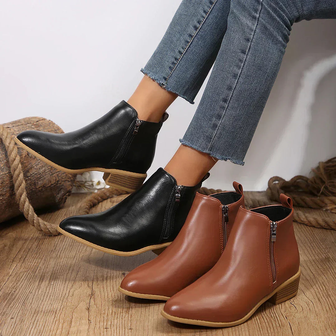 Xyra | Orthopaedic Boots