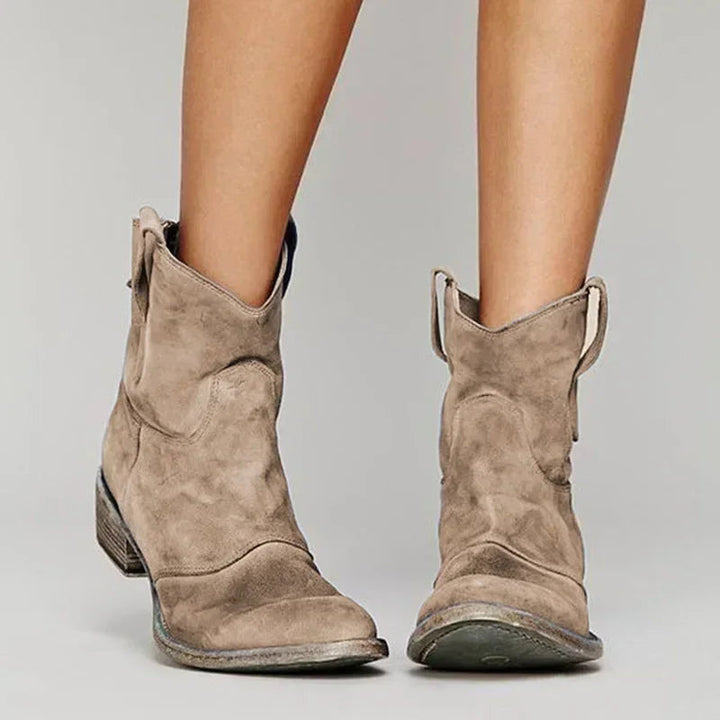 Jessa - Orthopaedic Boots